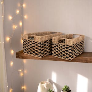 Panier de rangement déco en jonc de mer noir et naturel (lot de 2)